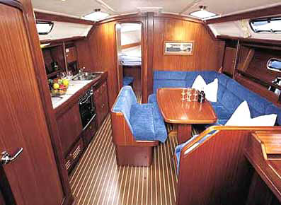 Bavaria 41 salon